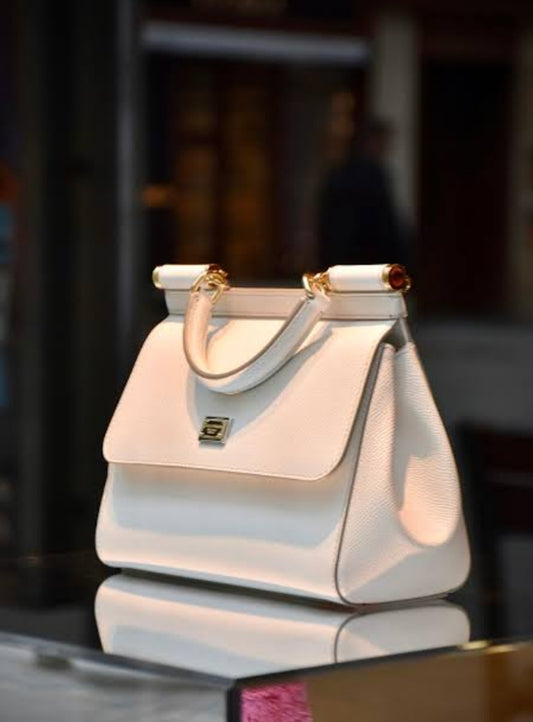 Zyara Chic White Tote – Luxury Everyday Handbag